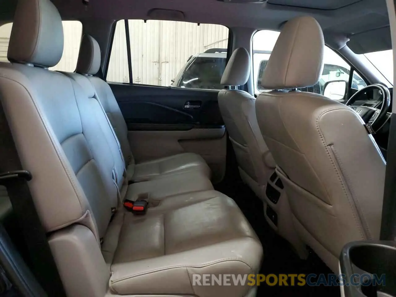 11 Фотография поврежденного автомобиля 5FNYF6H41KB068016 HONDA PILOT 2019