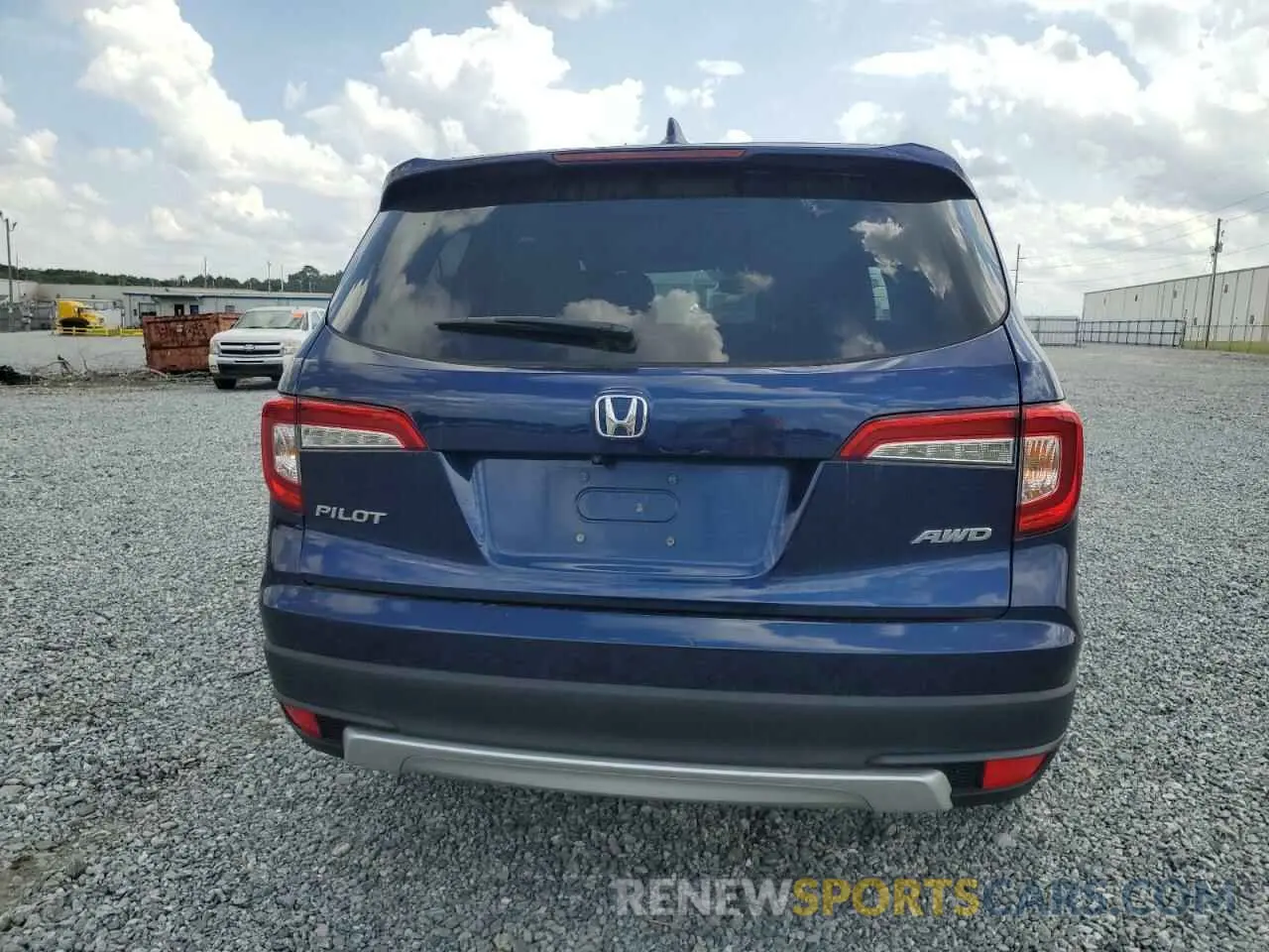 6 Photograph of a damaged car 5FNYF6H47KB017958 HONDA PILOT 2019