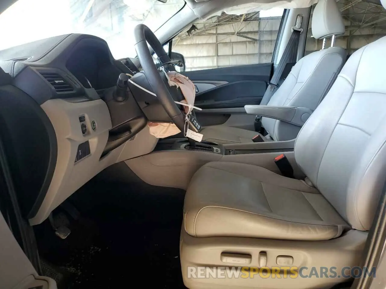 7 Photograph of a damaged car 5FNYF6H50KB058778 HONDA PILOT 2019
