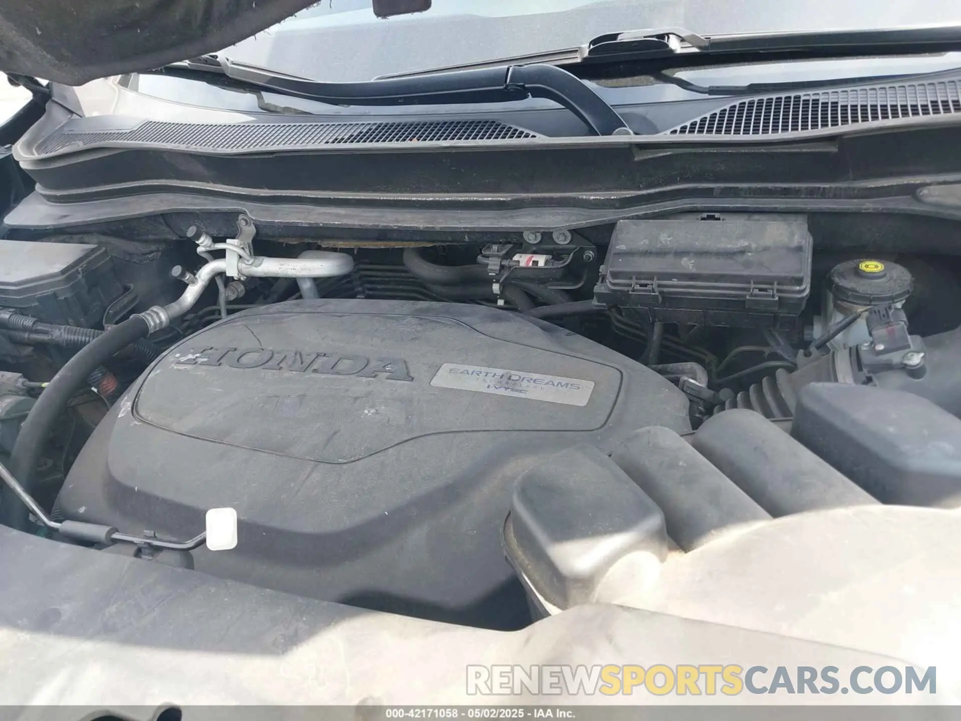 10 Photograph of a damaged car 5FNYF6H50KB098147 HONDA PILOT 2019