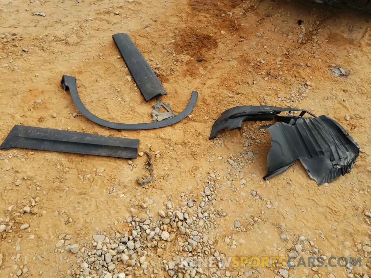 15 Photograph of a damaged car 5FNYF6H51KB046154 HONDA PILOT 2019