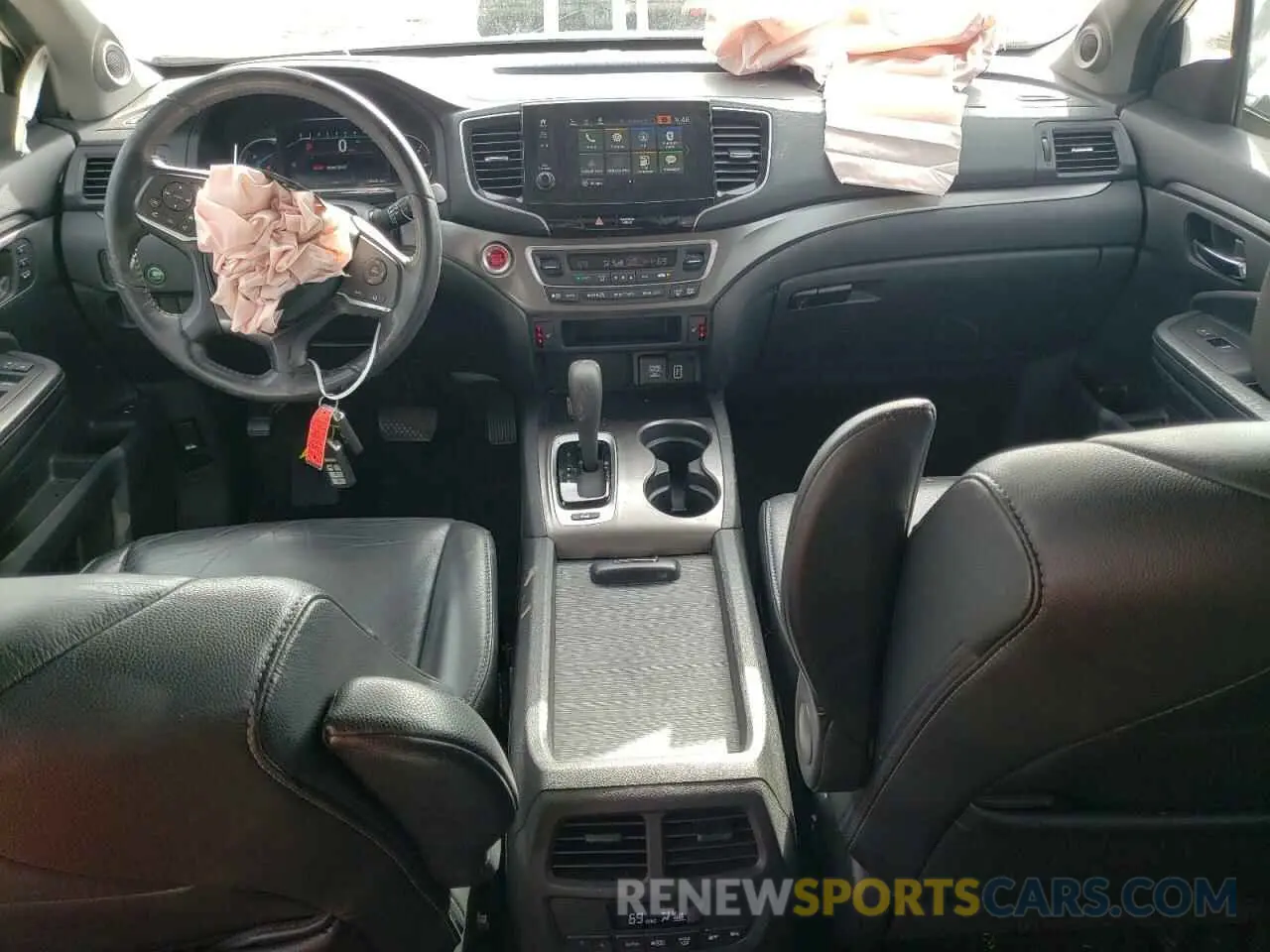 8 Photograph of a damaged car 5FNYF6H51KB046154 HONDA PILOT 2019