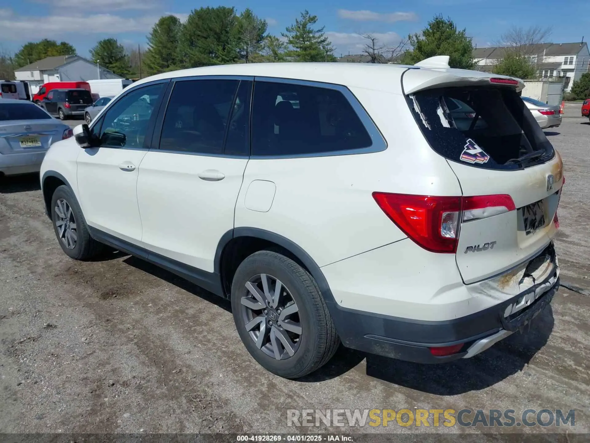 3 Фотография поврежденного автомобиля 5FNYF6H51KB052648 HONDA PILOT 2019