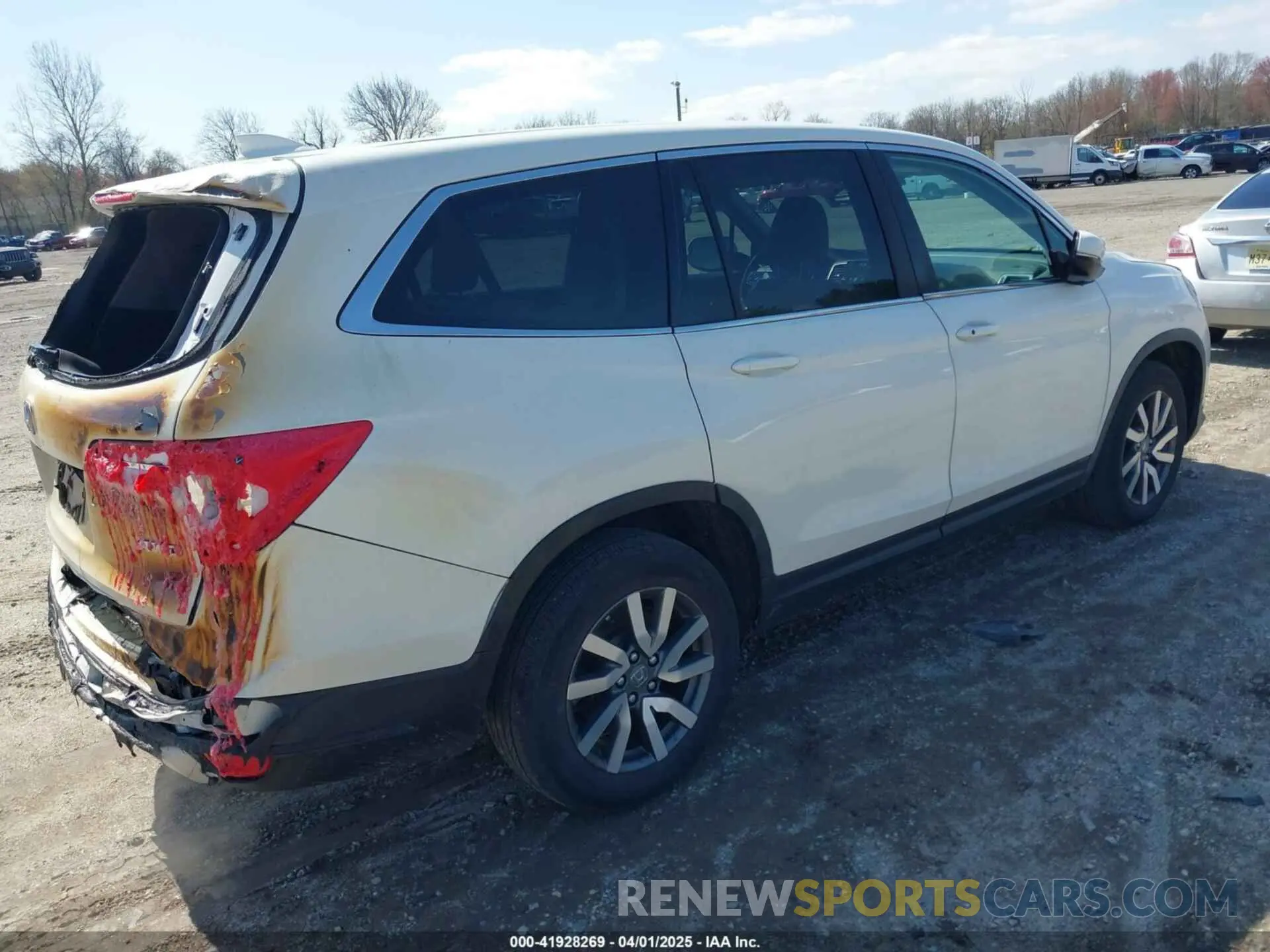 4 Фотография поврежденного автомобиля 5FNYF6H51KB052648 HONDA PILOT 2019