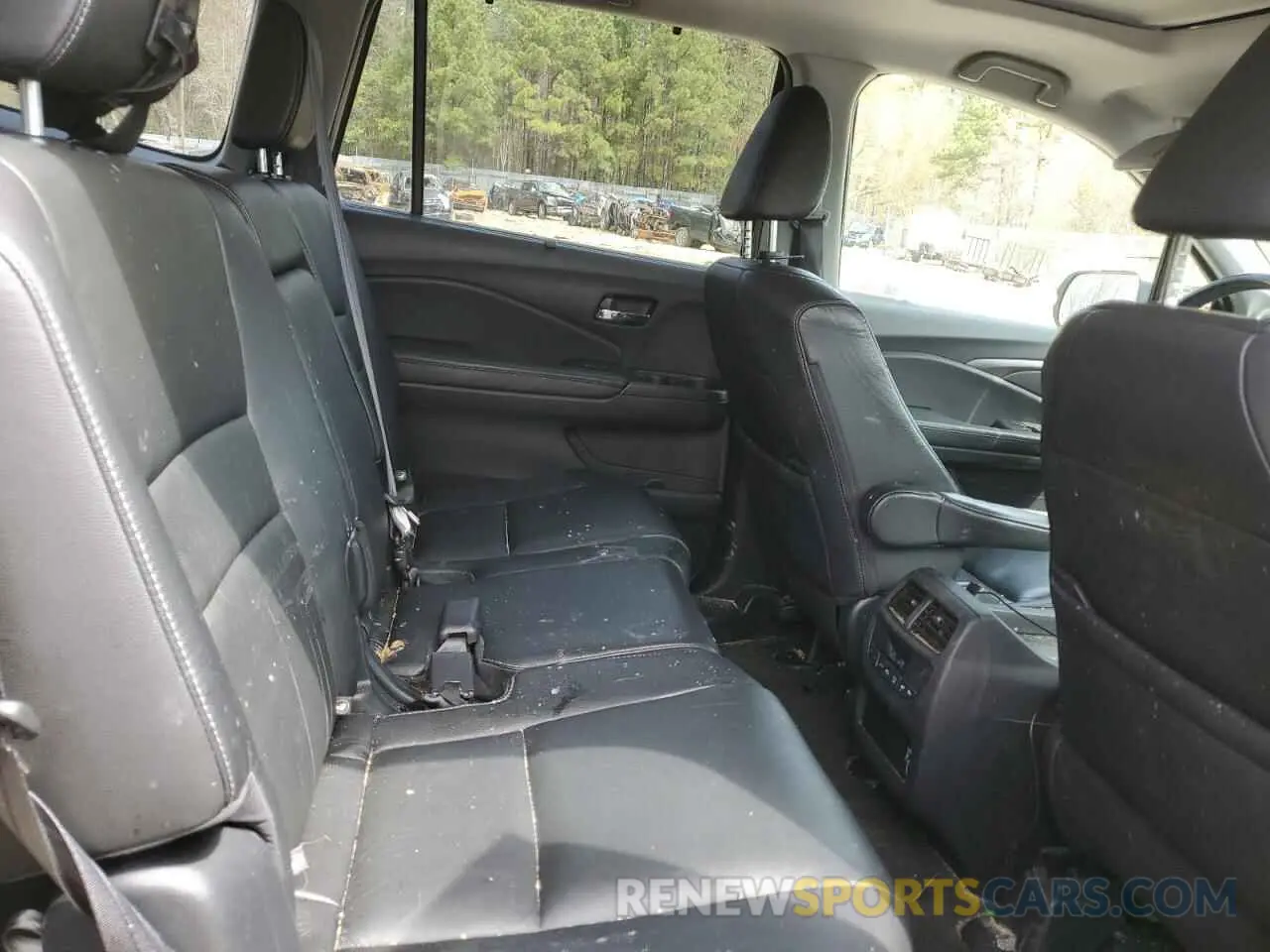 11 Фотография поврежденного автомобиля 5FNYF6H52KB002244 HONDA PILOT 2019