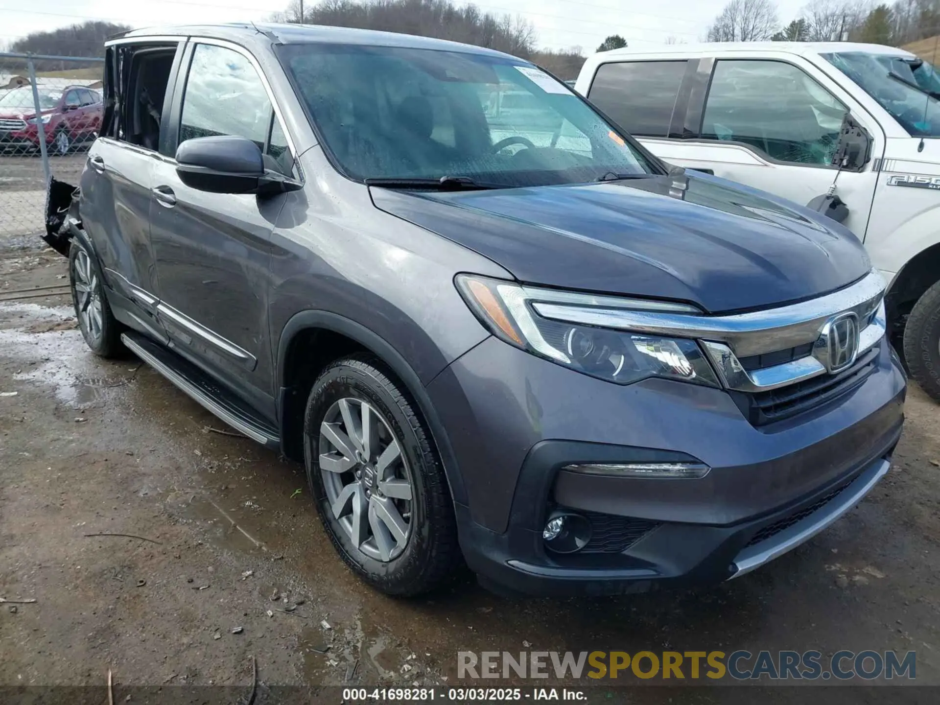 1 Фотография поврежденного автомобиля 5FNYF6H52KB013373 HONDA PILOT 2019