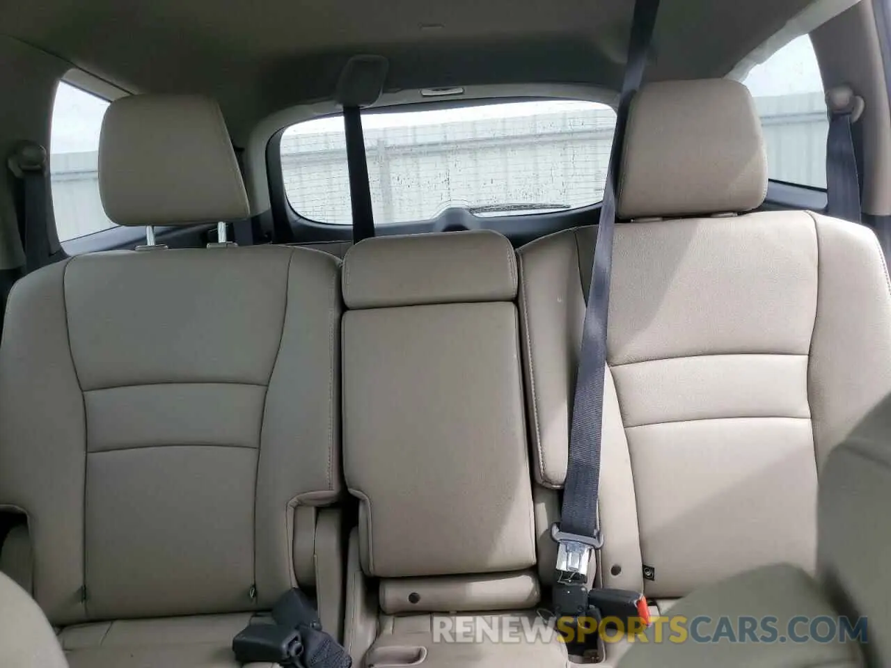 10 Фотография поврежденного автомобиля 5FNYF6H53KB078992 HONDA PILOT 2019