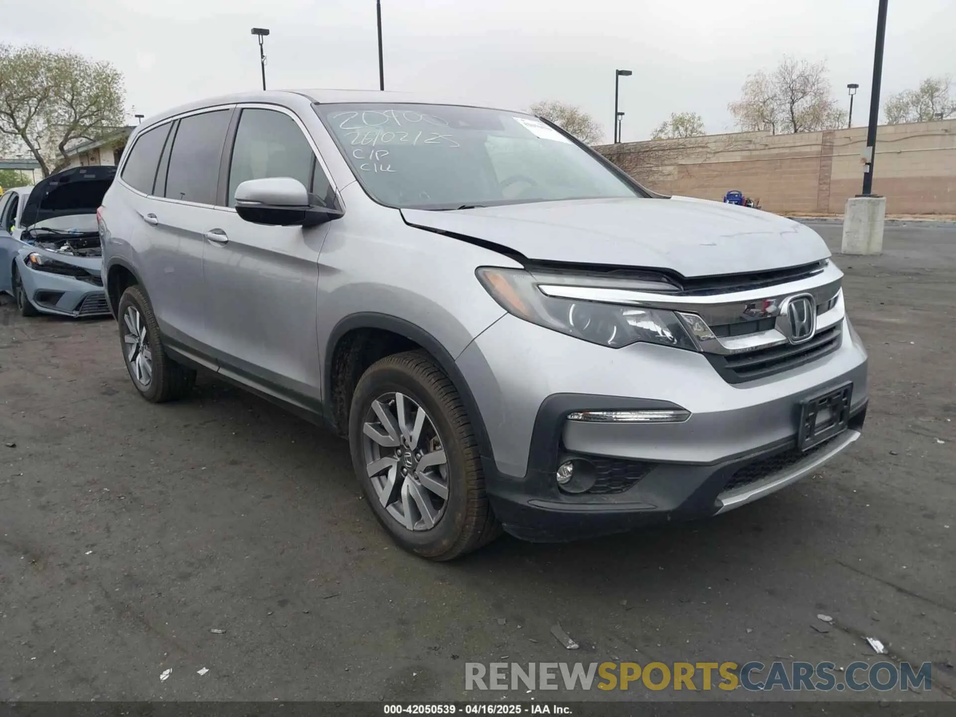 1 Photograph of a damaged car 5FNYF6H54KB055687 HONDA PILOT 2019