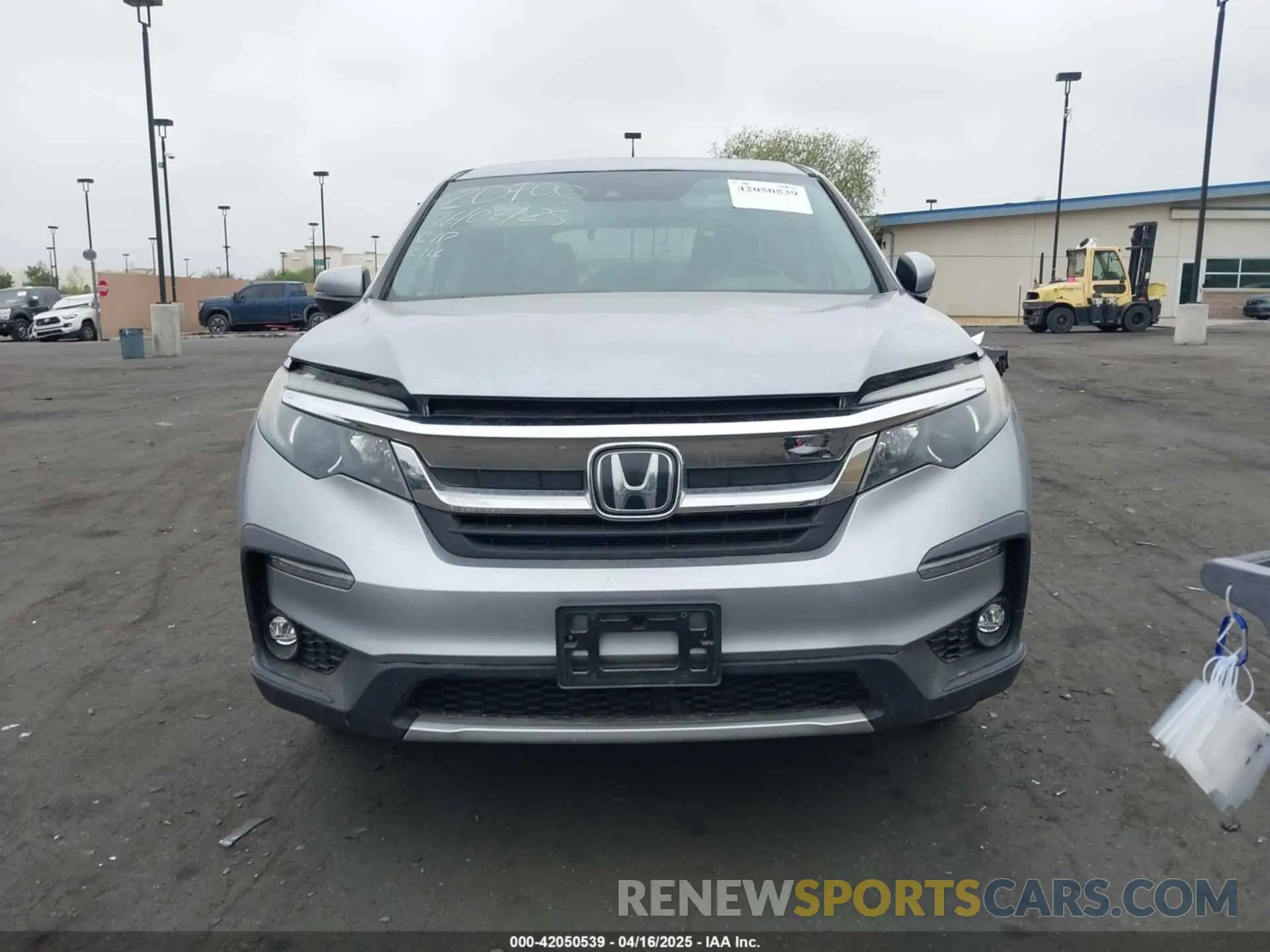 13 Photograph of a damaged car 5FNYF6H54KB055687 HONDA PILOT 2019