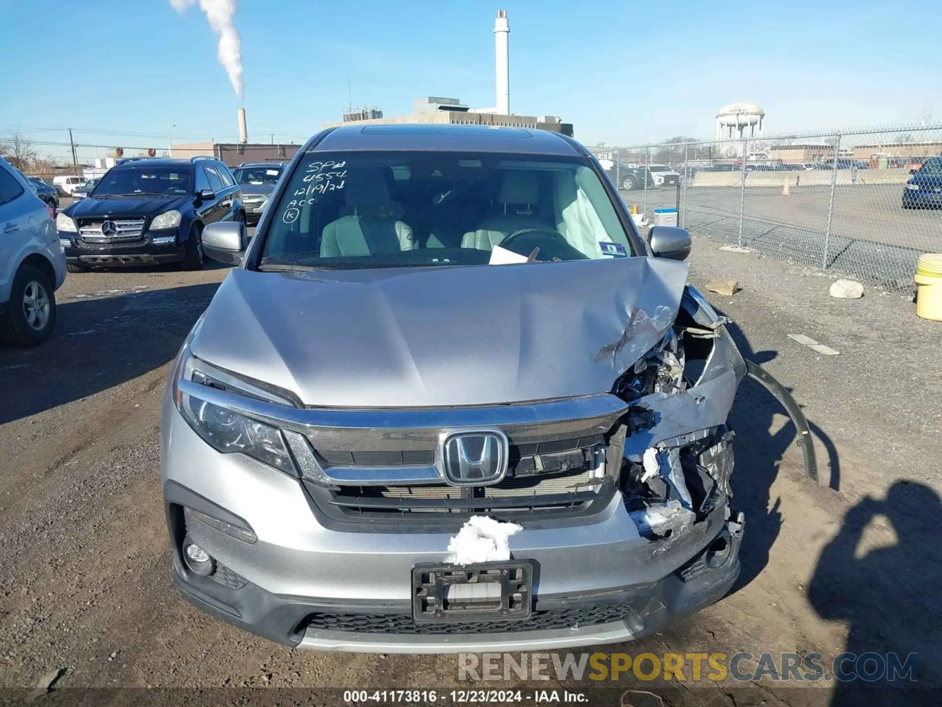 12 Фотография поврежденного автомобиля 5FNYF6H54KB097860 HONDA PILOT 2019