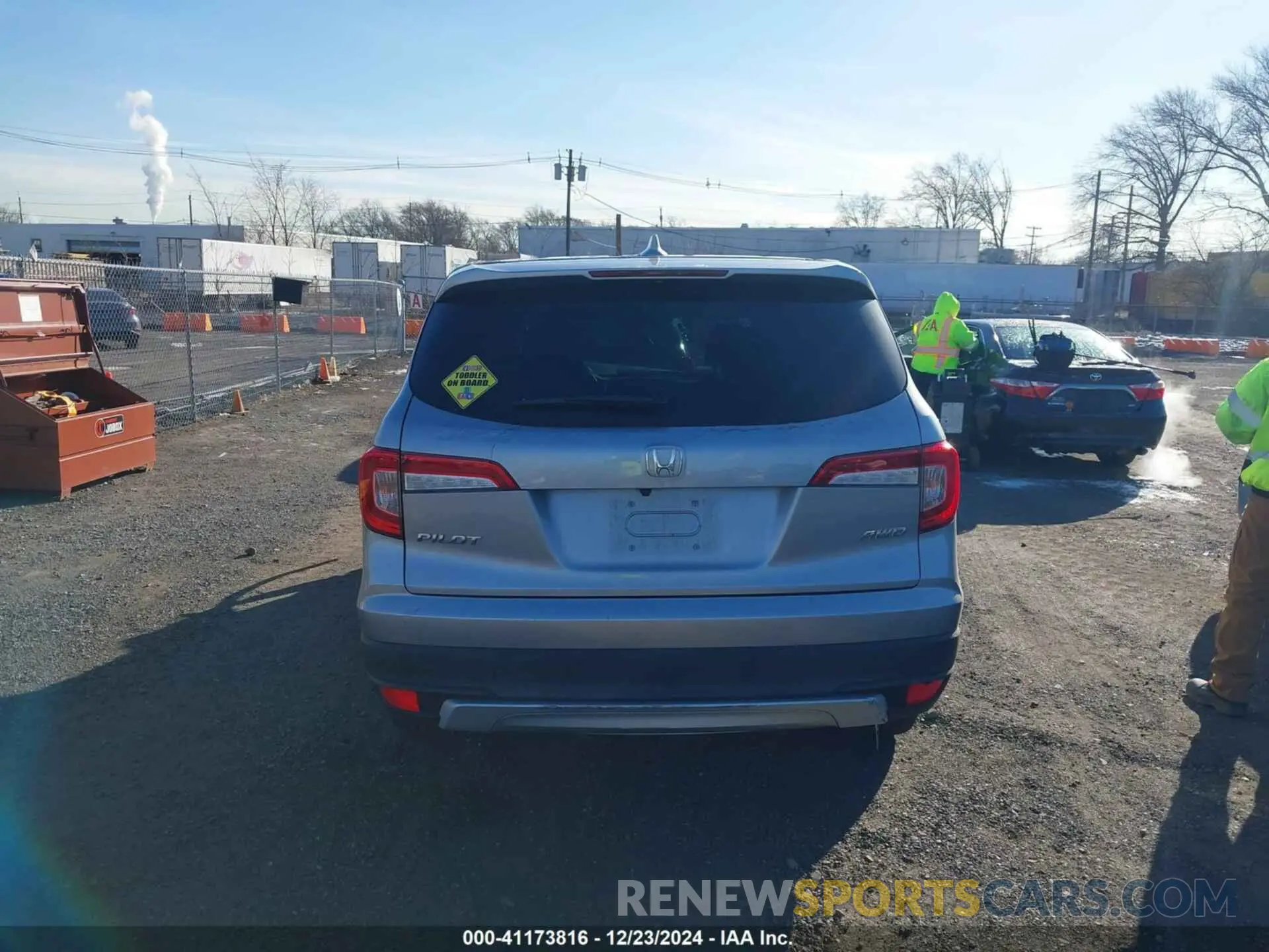 16 Фотография поврежденного автомобиля 5FNYF6H54KB097860 HONDA PILOT 2019