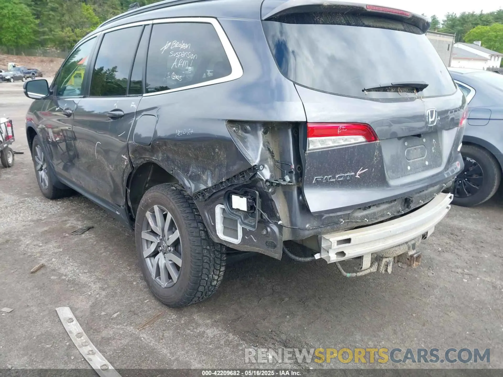 6 Фотография поврежденного автомобиля 5FNYF6H55KB010807 HONDA PILOT 2019