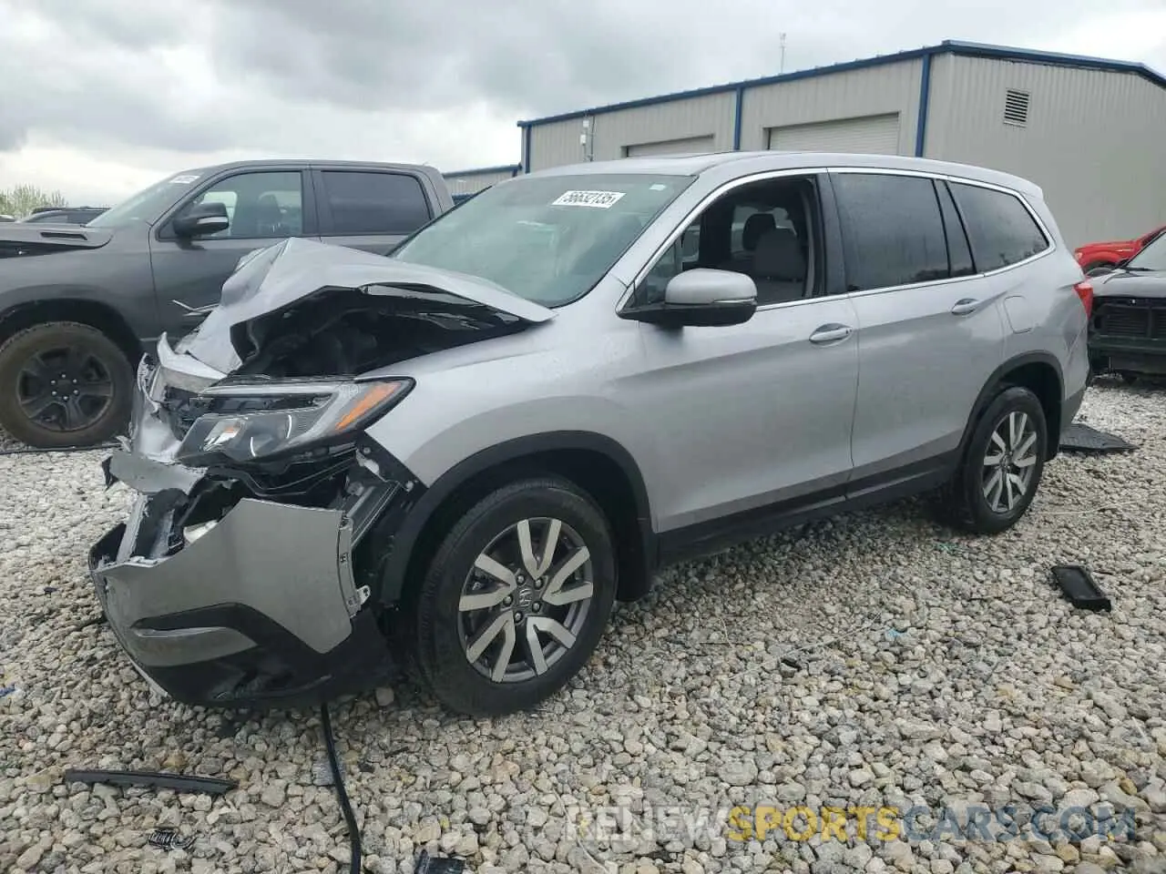 1 Photograph of a damaged car 5FNYF6H55KB049302 HONDA PILOT 2019