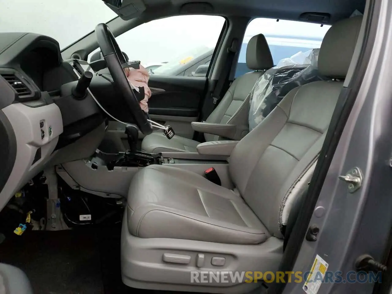 7 Photograph of a damaged car 5FNYF6H55KB068996 HONDA PILOT 2019