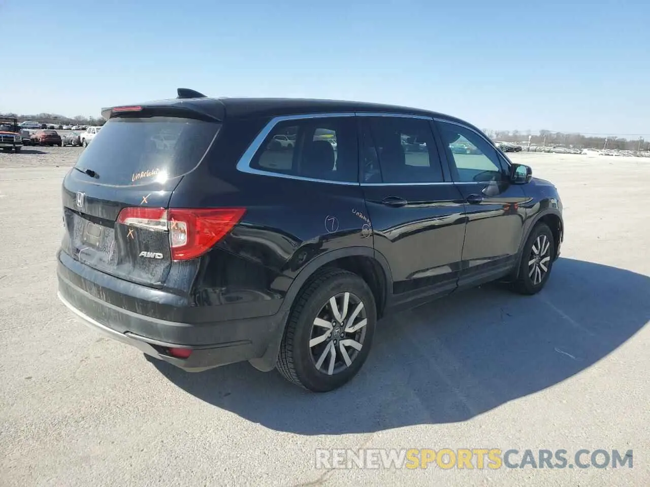 3 Photograph of a damaged car 5FNYF6H56KB101102 HONDA PILOT 2019