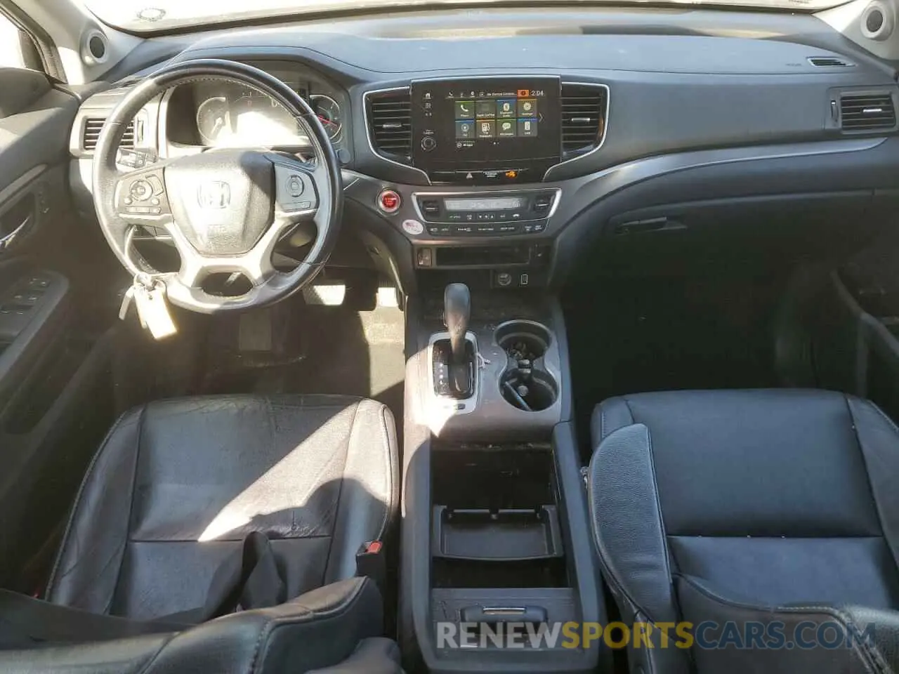 8 Photograph of a damaged car 5FNYF6H56KB101102 HONDA PILOT 2019