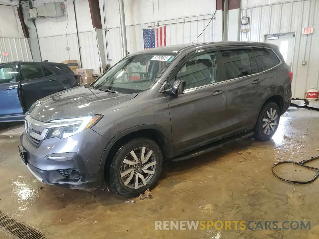 1 Photograph of a damaged car 5FNYF6H57KB075741 HONDA PILOT 2019