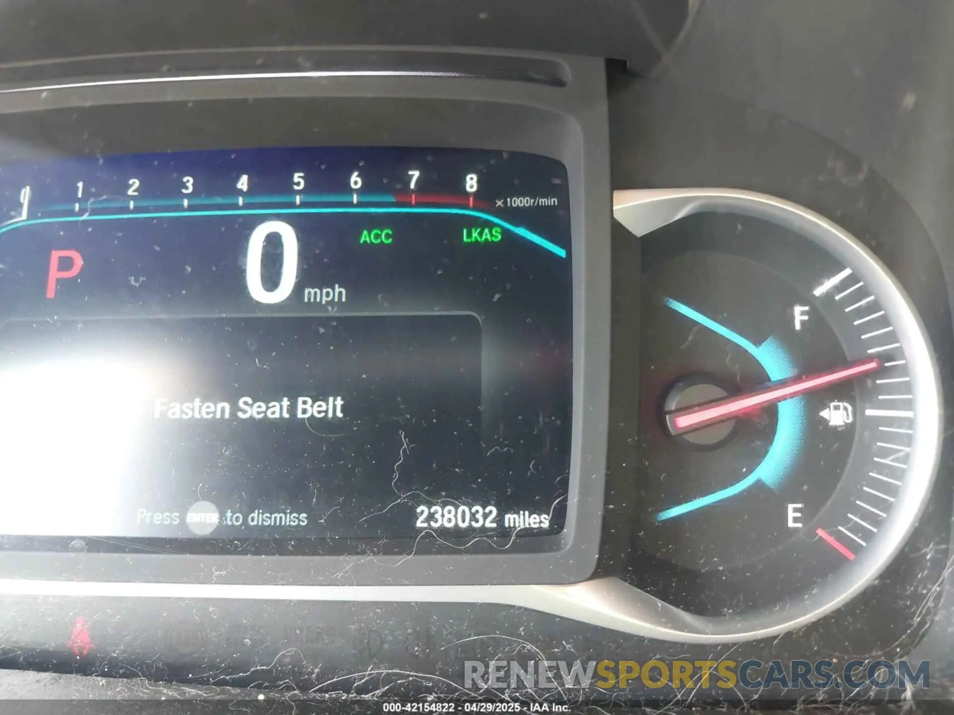 16 Photograph of a damaged car 5FNYF6H63KB000365 HONDA PILOT 2019