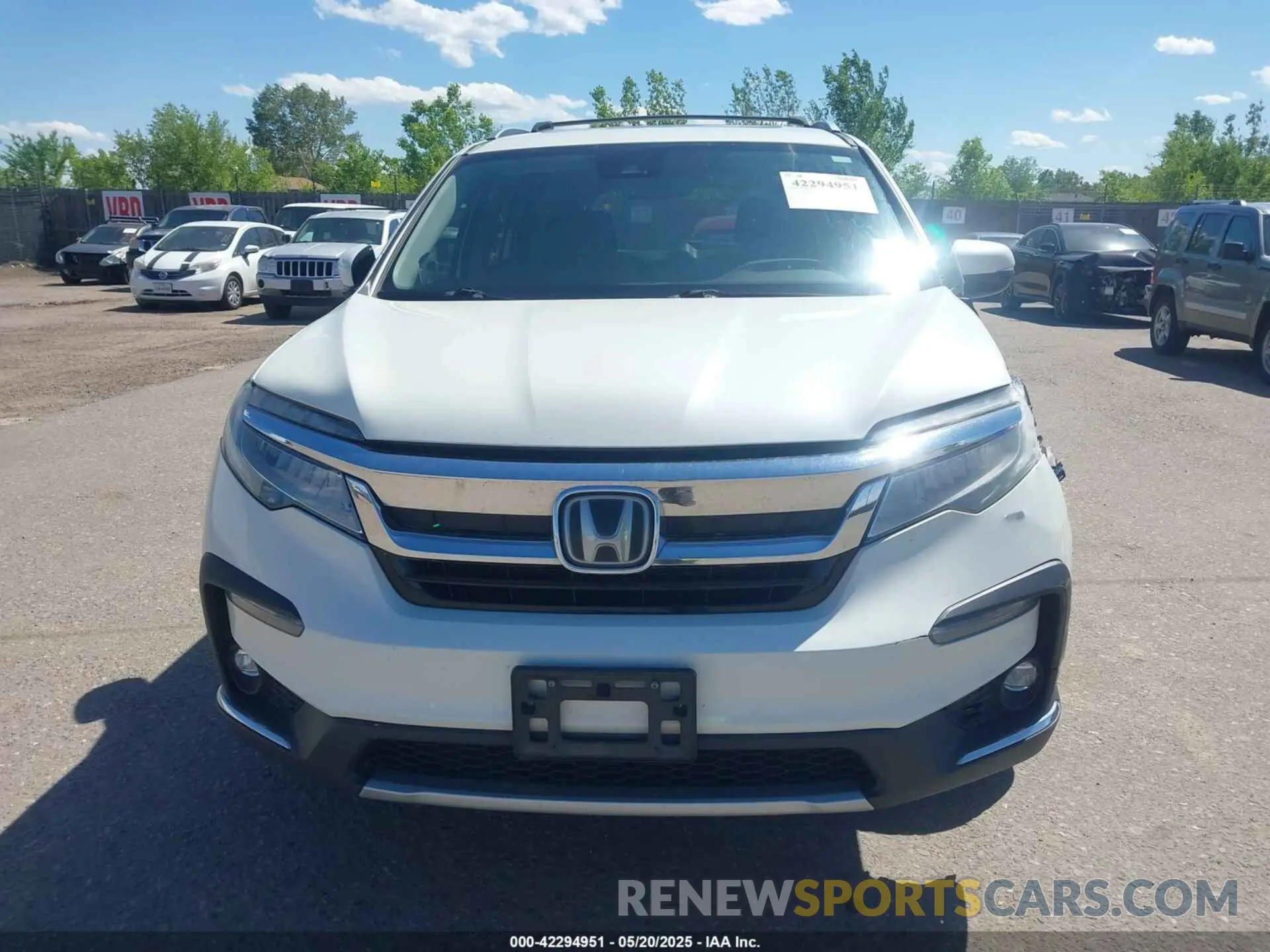 12 Photograph of a damaged car 5FNYF6H63KB046486 HONDA PILOT 2019