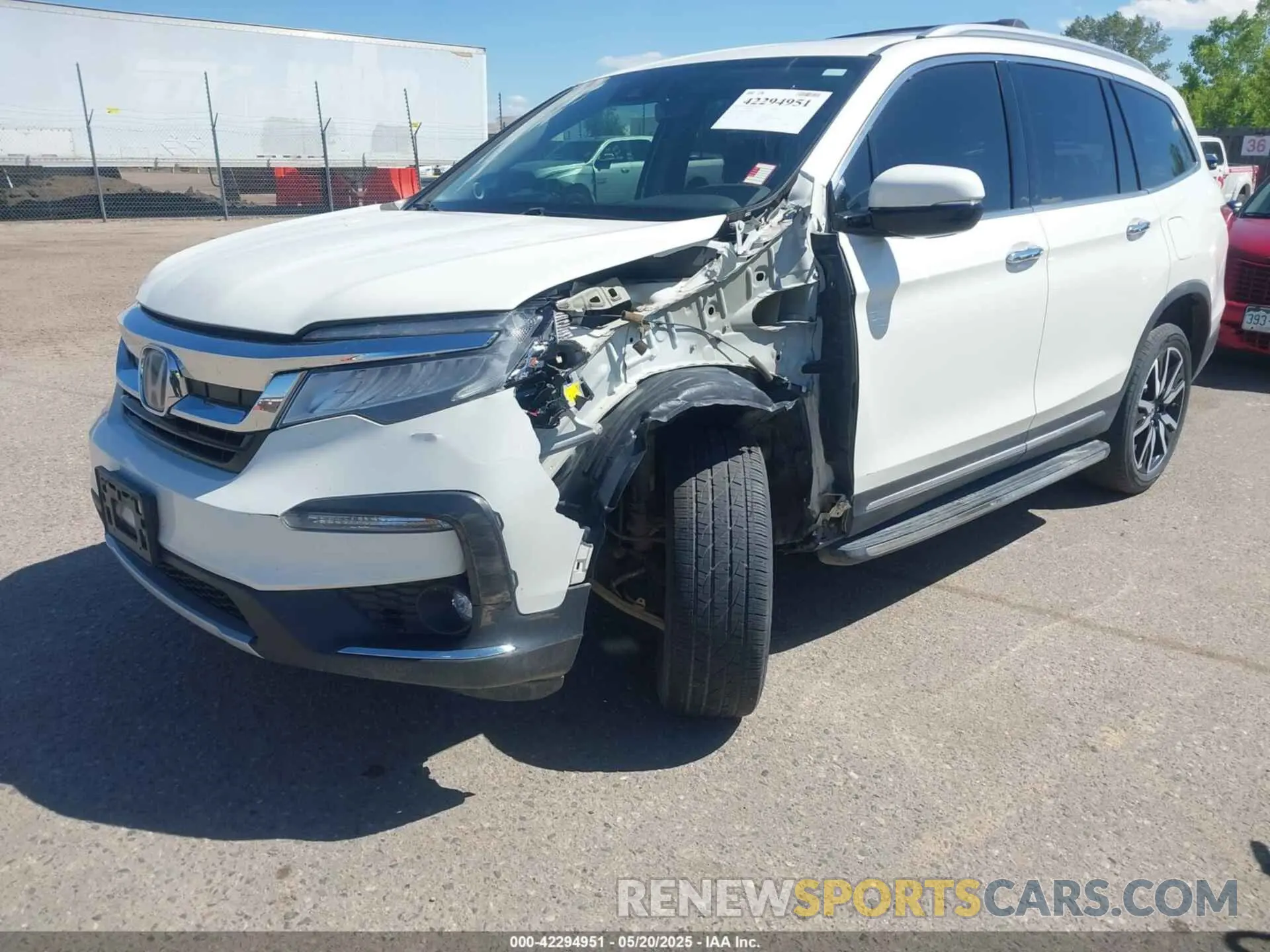 6 Photograph of a damaged car 5FNYF6H63KB046486 HONDA PILOT 2019