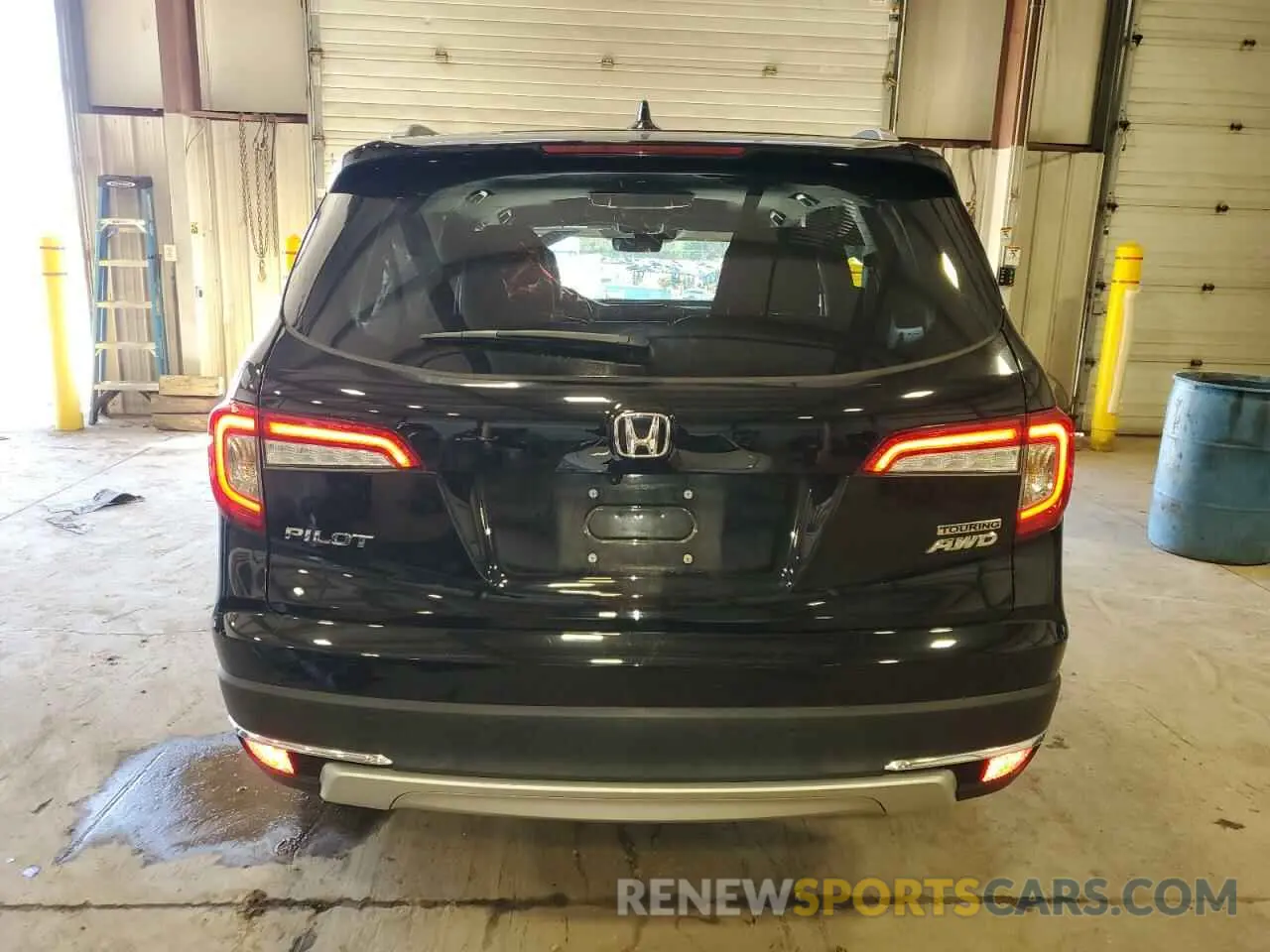 6 Фотография поврежденного автомобиля 5FNYF6H63KB098281 HONDA PILOT 2019