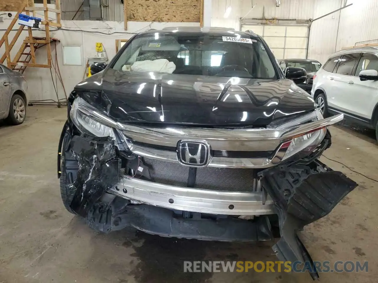 5 Photograph of a damaged car 5FNYF6H65KB092806 HONDA PILOT 2019