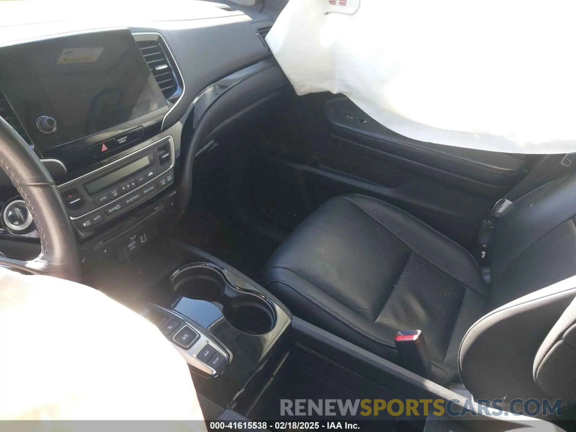 5 Фотография поврежденного автомобиля 5FNYF6H66KB073553 HONDA PILOT 2019