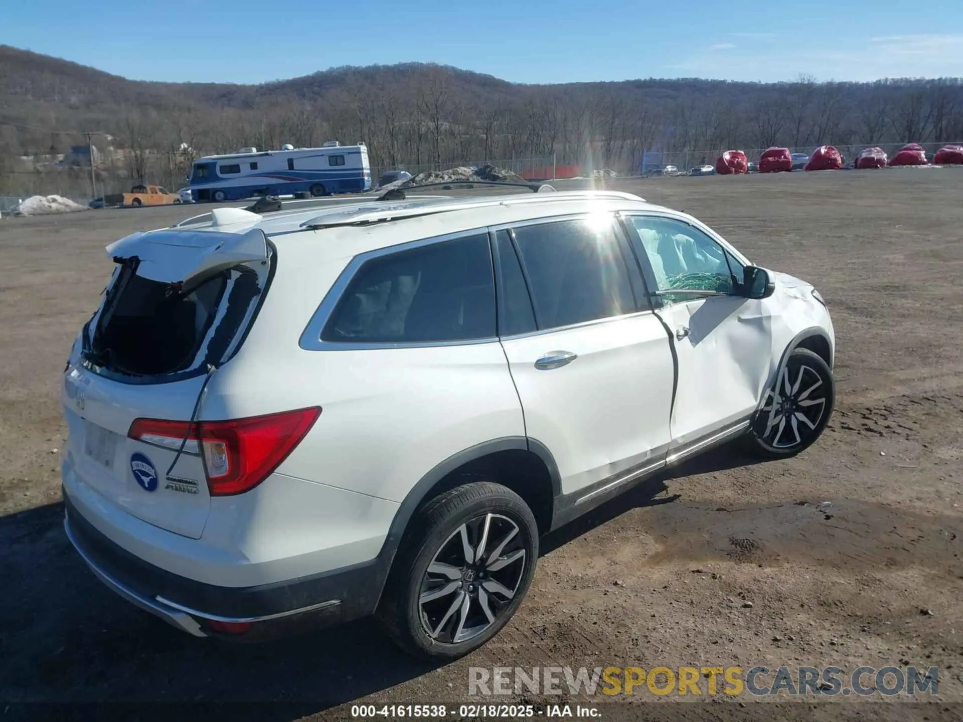 6 Фотография поврежденного автомобиля 5FNYF6H66KB073553 HONDA PILOT 2019