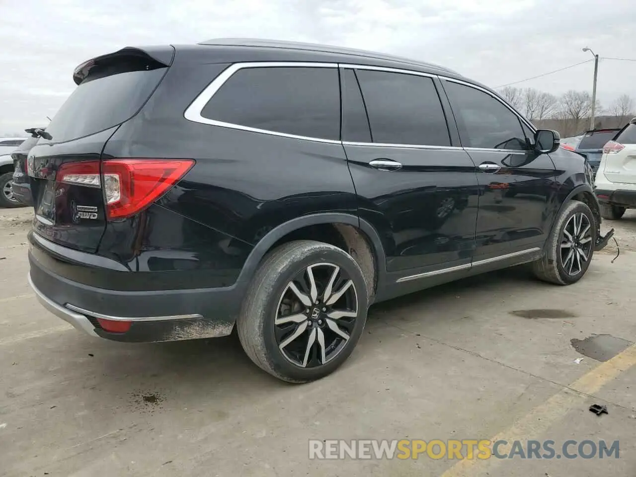 3 Photograph of a damaged car 5FNYF6H67KB021283 HONDA PILOT 2019