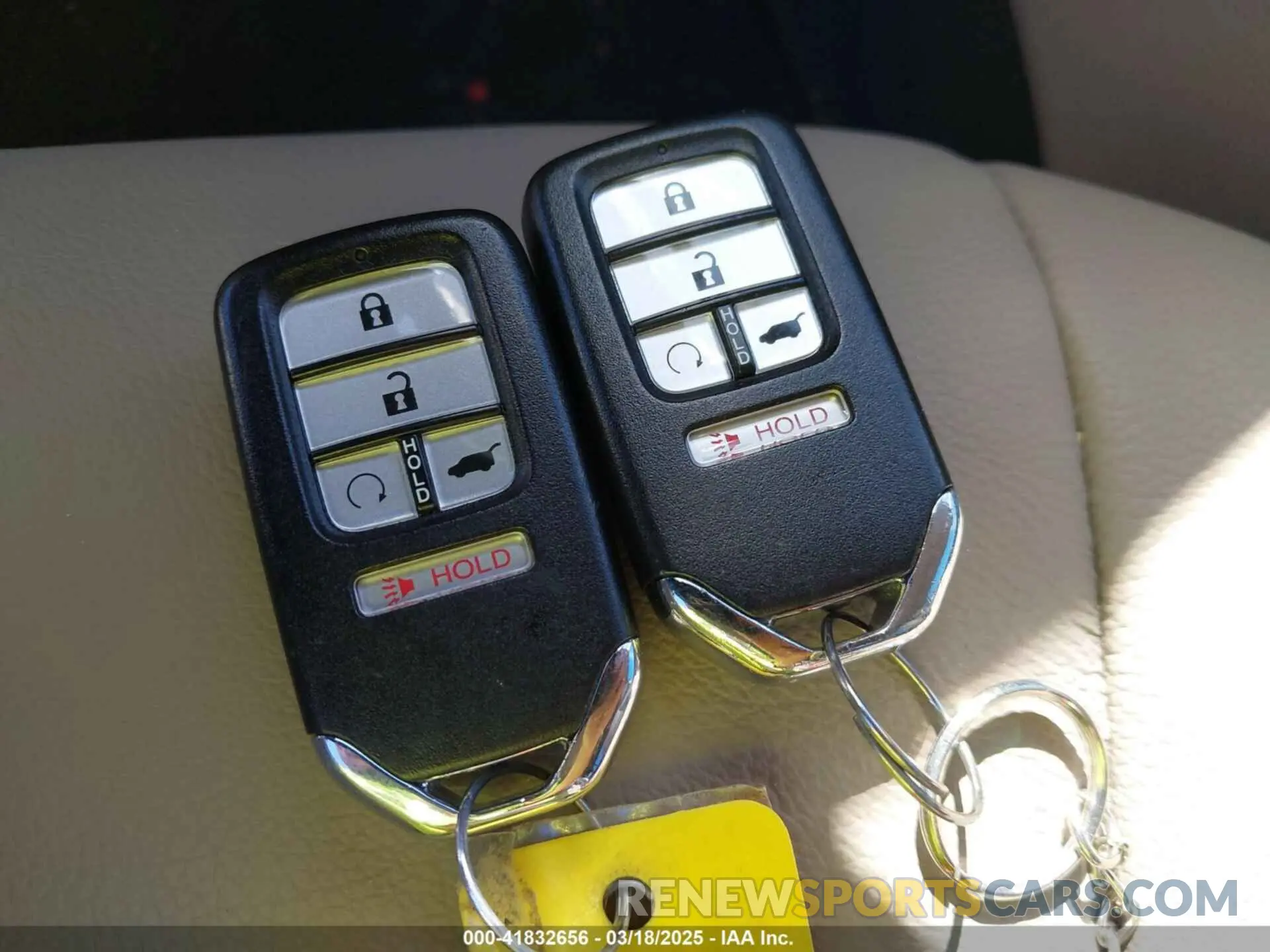 11 Photograph of a damaged car 5FNYF6H69KB067178 HONDA PILOT 2019