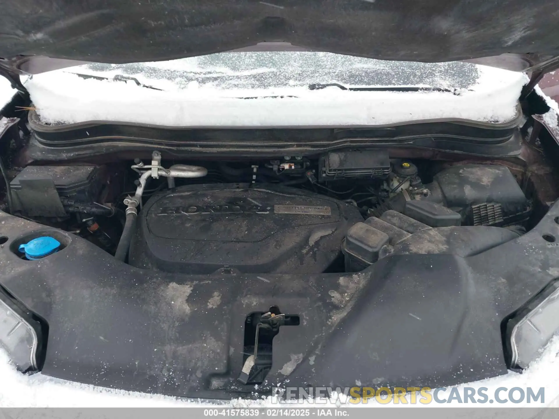 10 Photograph of a damaged car 5FNYF6H95KB036374 HONDA PILOT 2019
