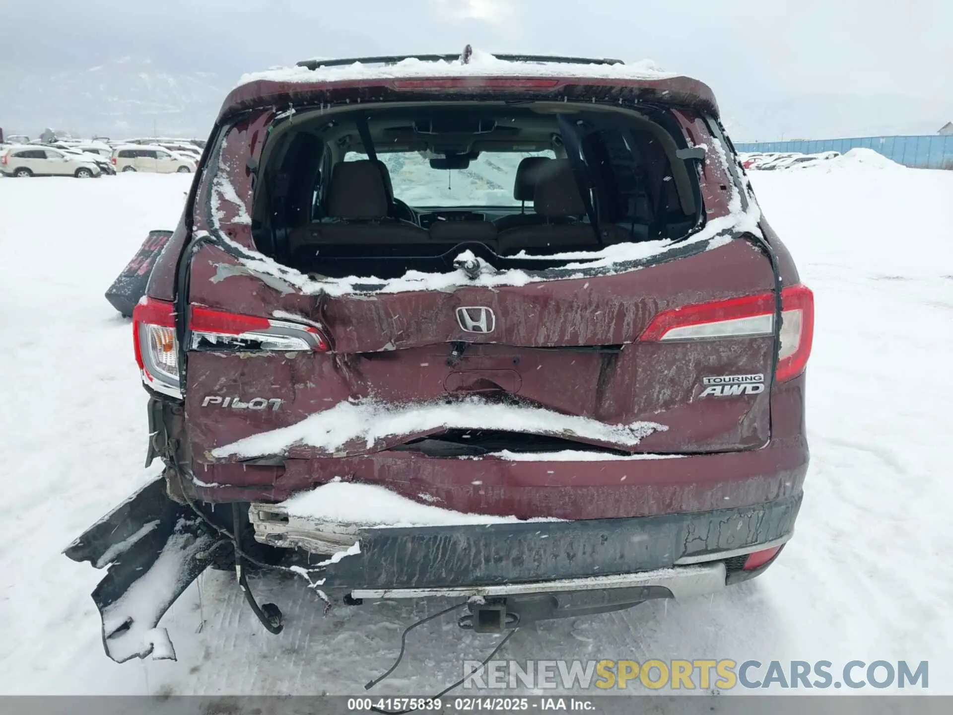 6 Photograph of a damaged car 5FNYF6H95KB036374 HONDA PILOT 2019