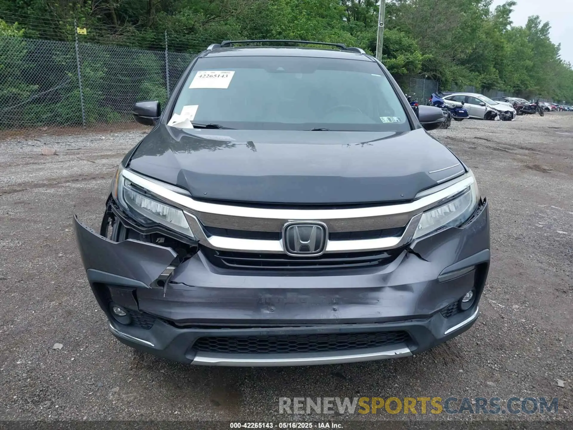 13 Photograph of a damaged car 5FNYF6H97KB013002 HONDA PILOT 2019