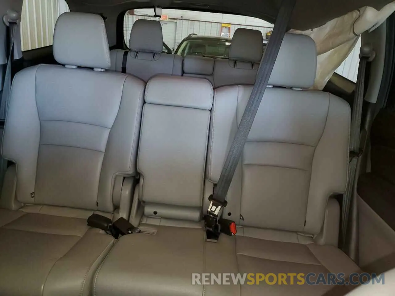 10 Photograph of a damaged car 5FNYF6H98KB033033 HONDA PILOT 2019