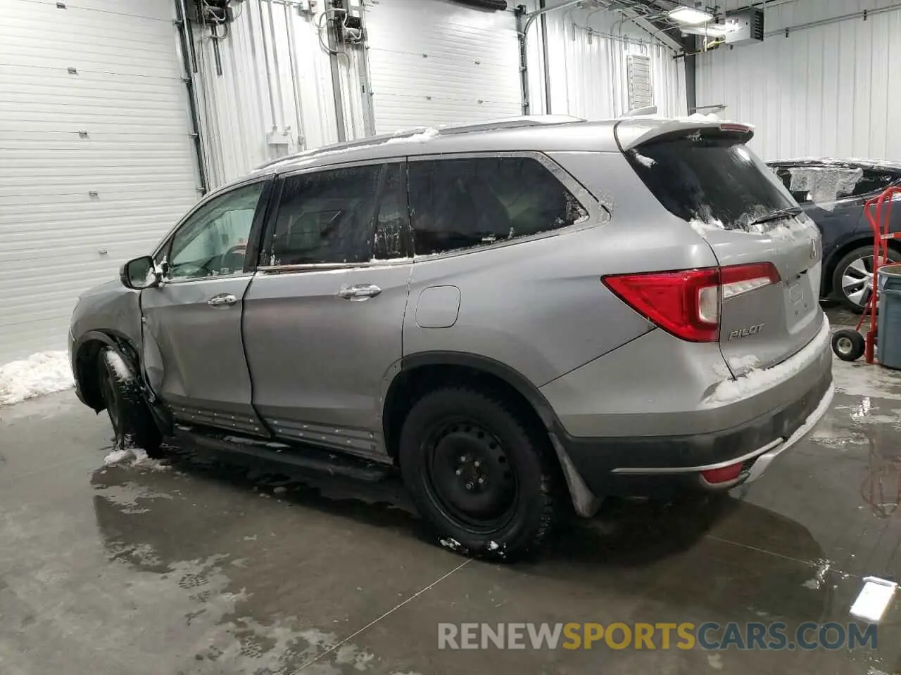 2 Фотография поврежденного автомобиля 5FNYF6H9XKB502512 HONDA PILOT 2019