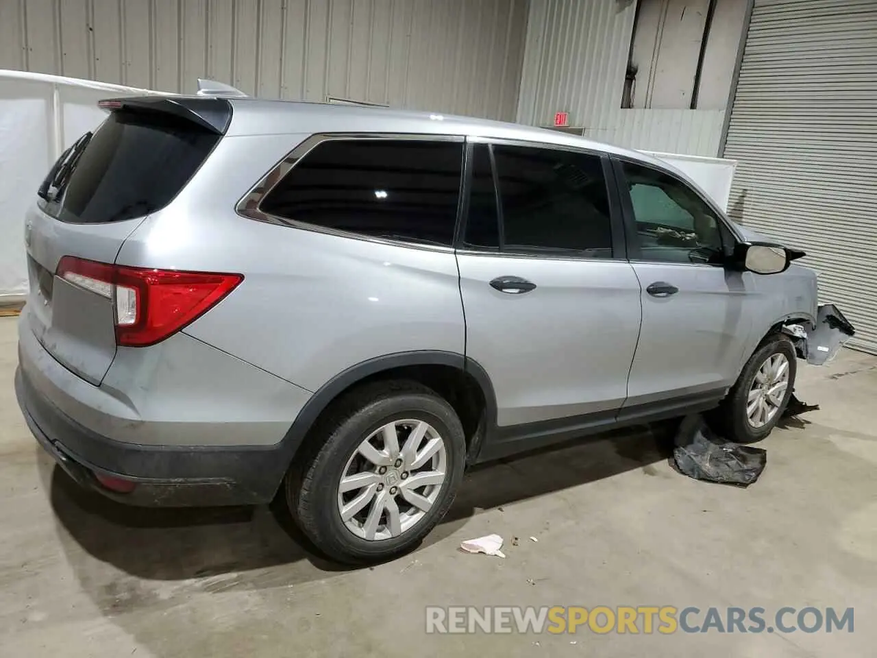3 Photograph of a damaged car 5FNYF5H19LB025707 HONDA PILOT 2020