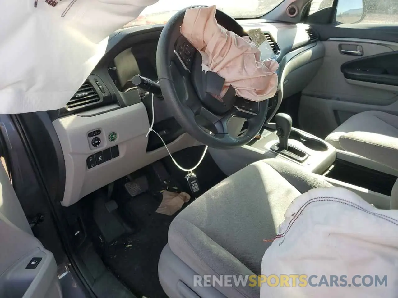 8 Photograph of a damaged car 5FNYF5H33LB021119 HONDA PILOT 2020
