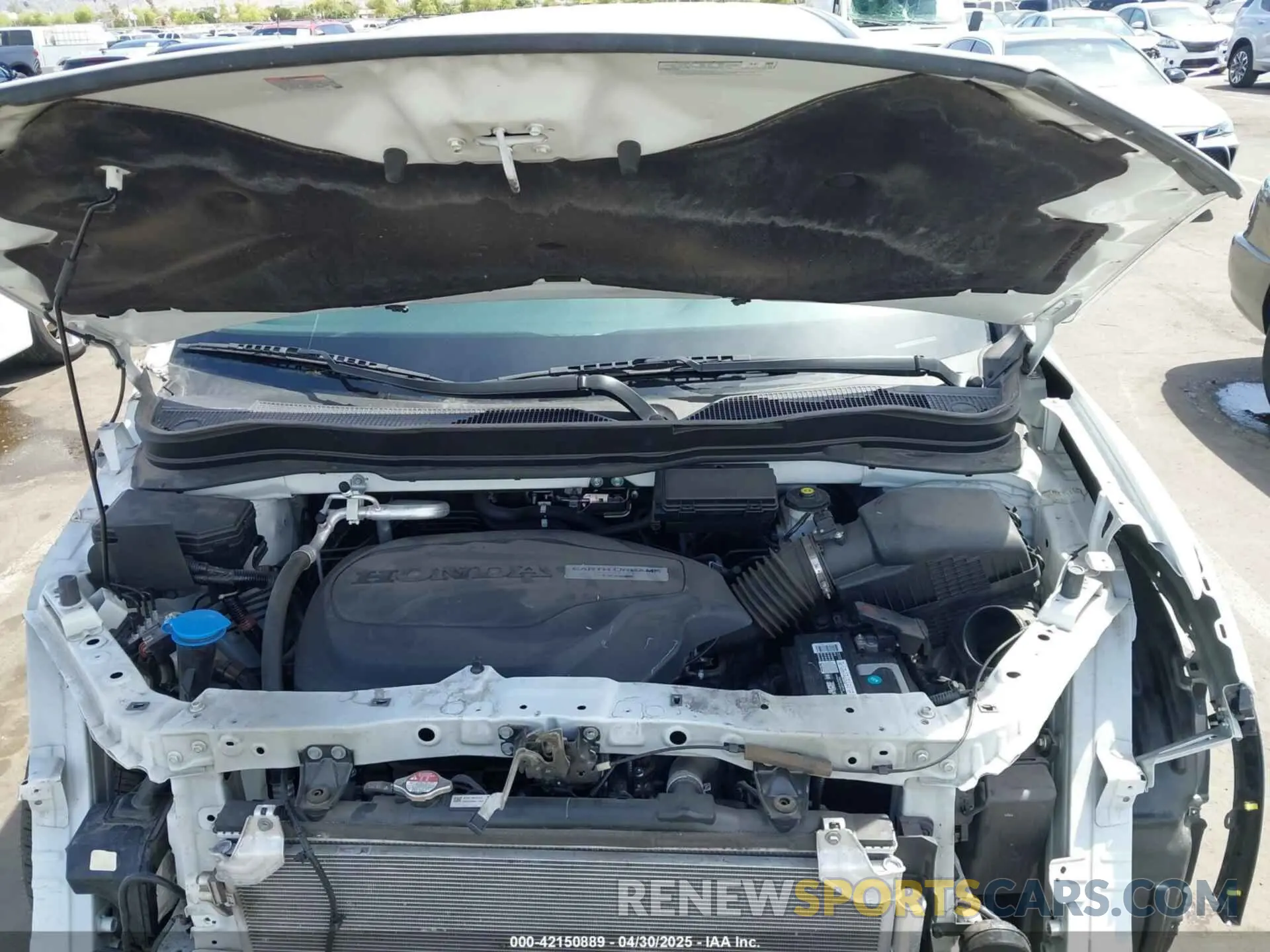 10 Photograph of a damaged car 5FNYF5H35LB018190 HONDA PILOT 2020
