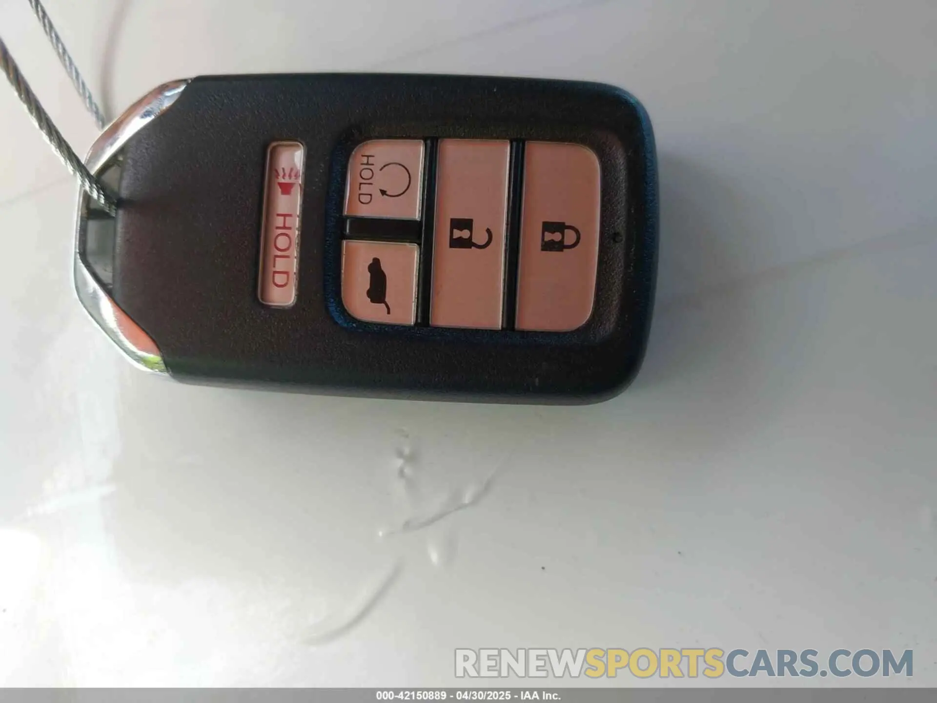 11 Photograph of a damaged car 5FNYF5H35LB018190 HONDA PILOT 2020