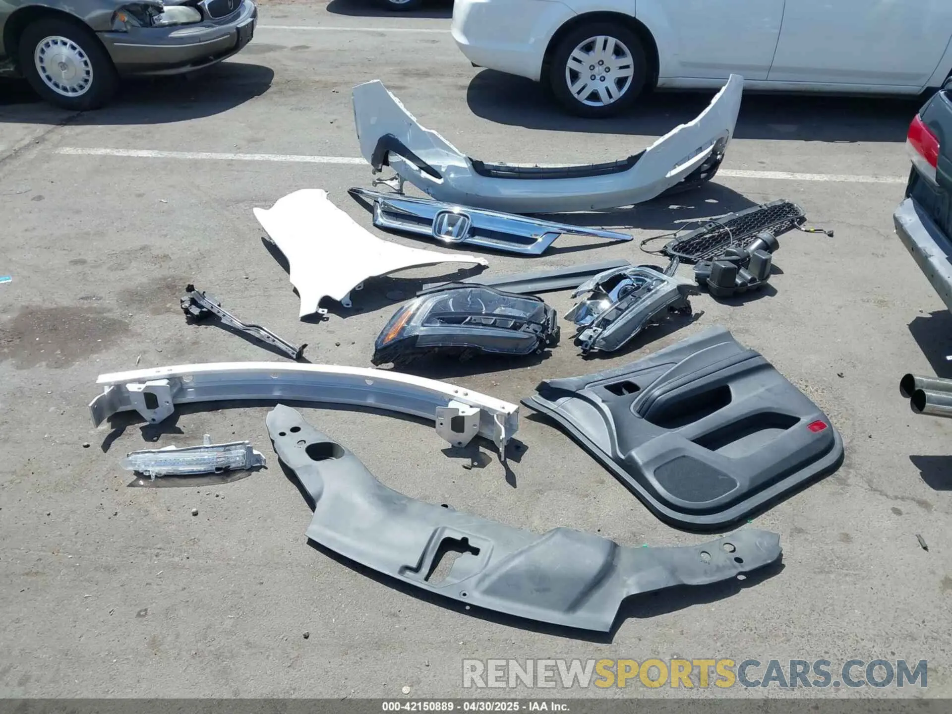 12 Photograph of a damaged car 5FNYF5H35LB018190 HONDA PILOT 2020