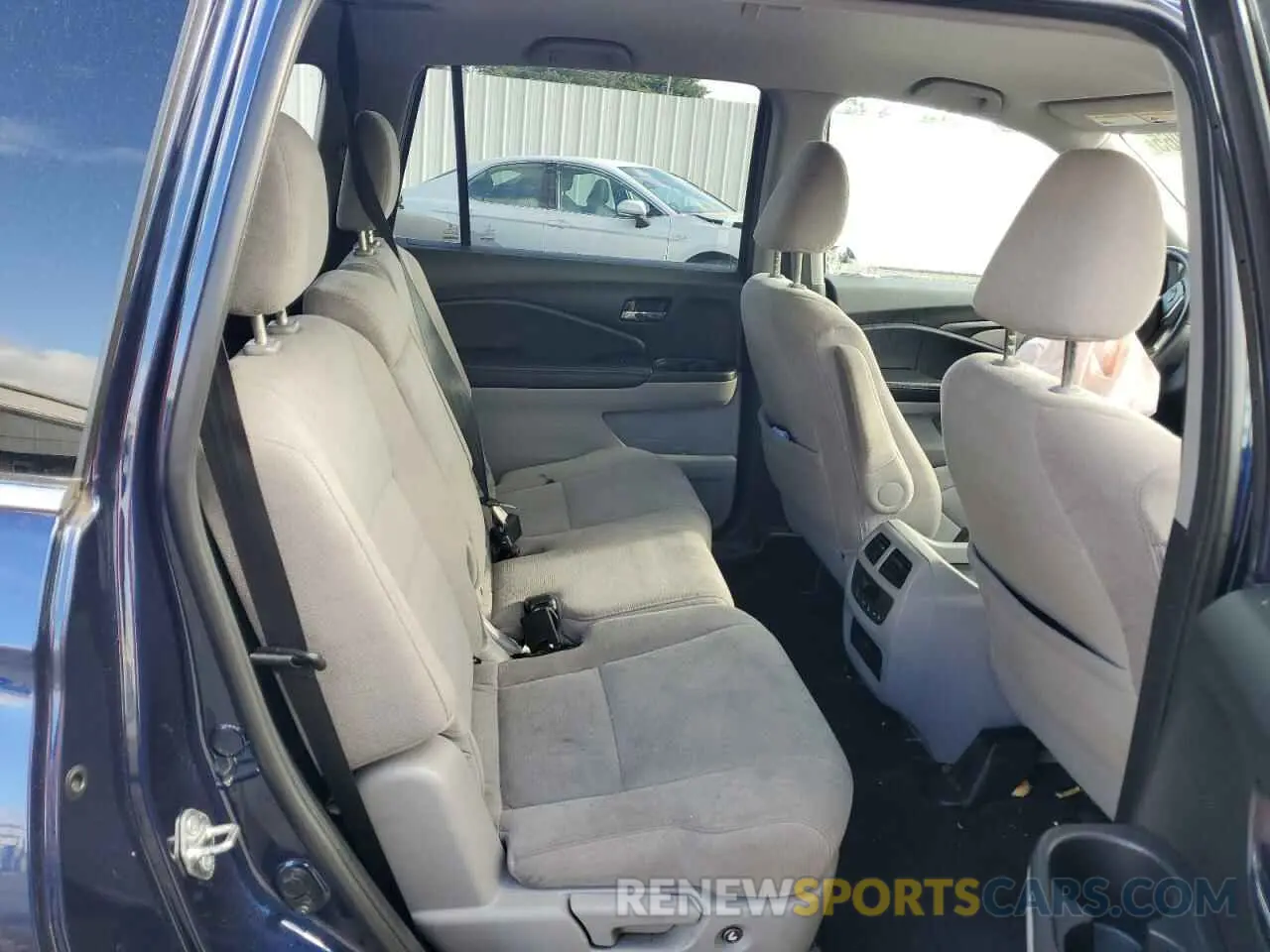 11 Фотография поврежденного автомобиля 5FNYF5H39LB016023 HONDA PILOT 2020