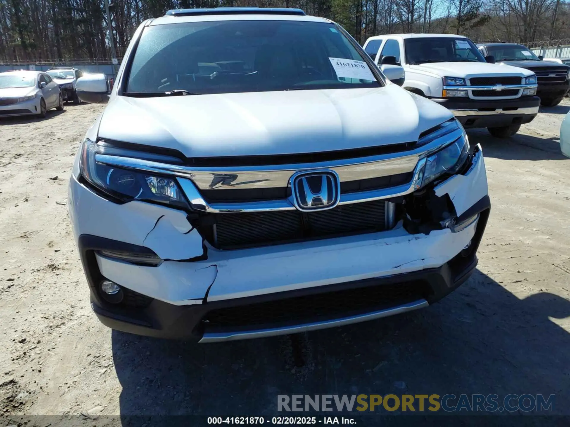6 Photograph of a damaged car 5FNYF5H53LB003768 HONDA PILOT 2020