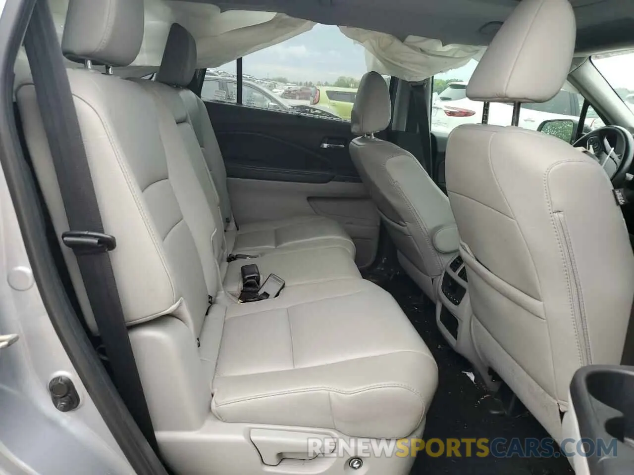 11 Фотография поврежденного автомобиля 5FNYF5H54LB011345 HONDA PILOT 2020