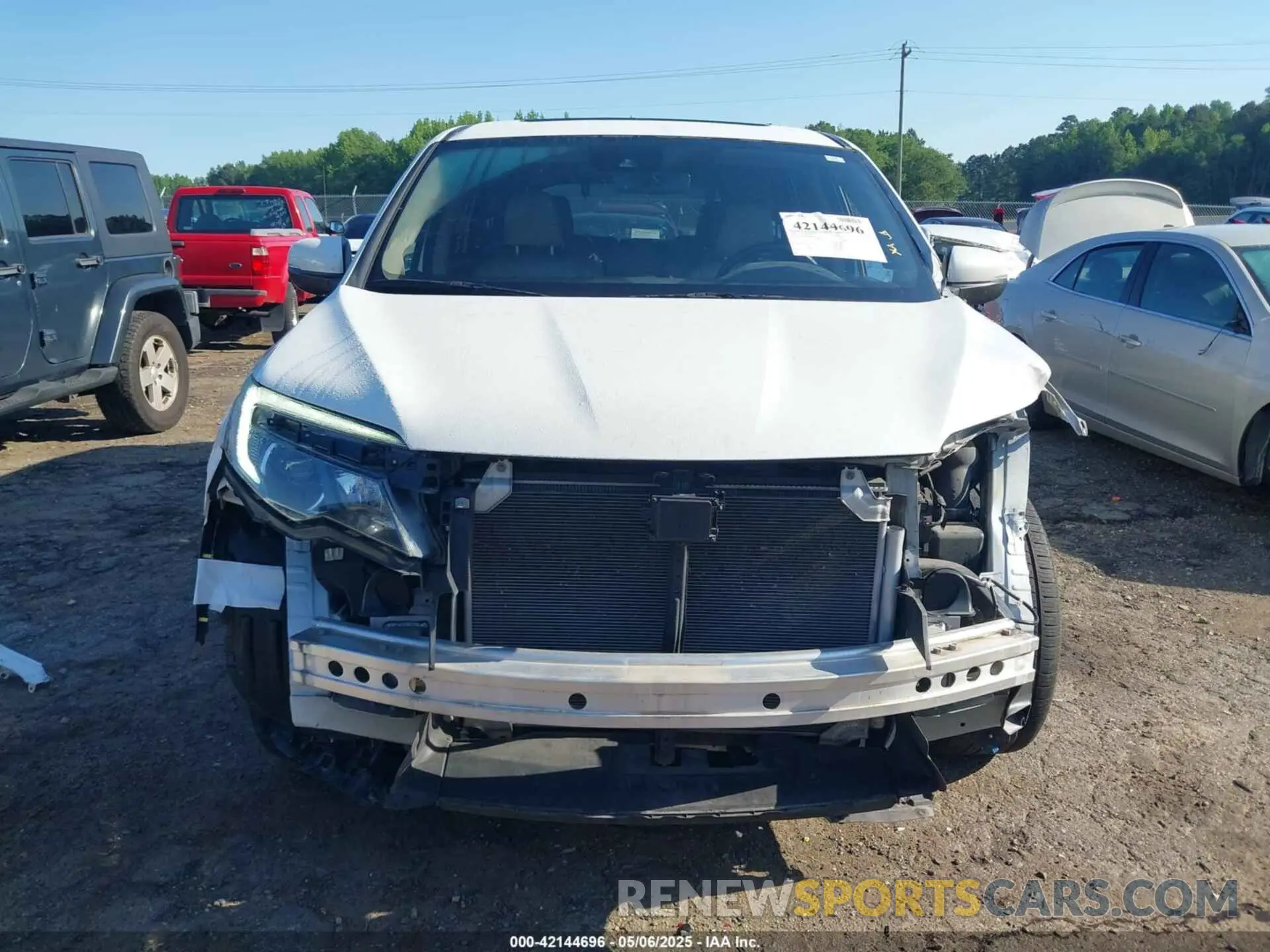 13 Photograph of a damaged car 5FNYF5H57LB008441 HONDA PILOT 2020