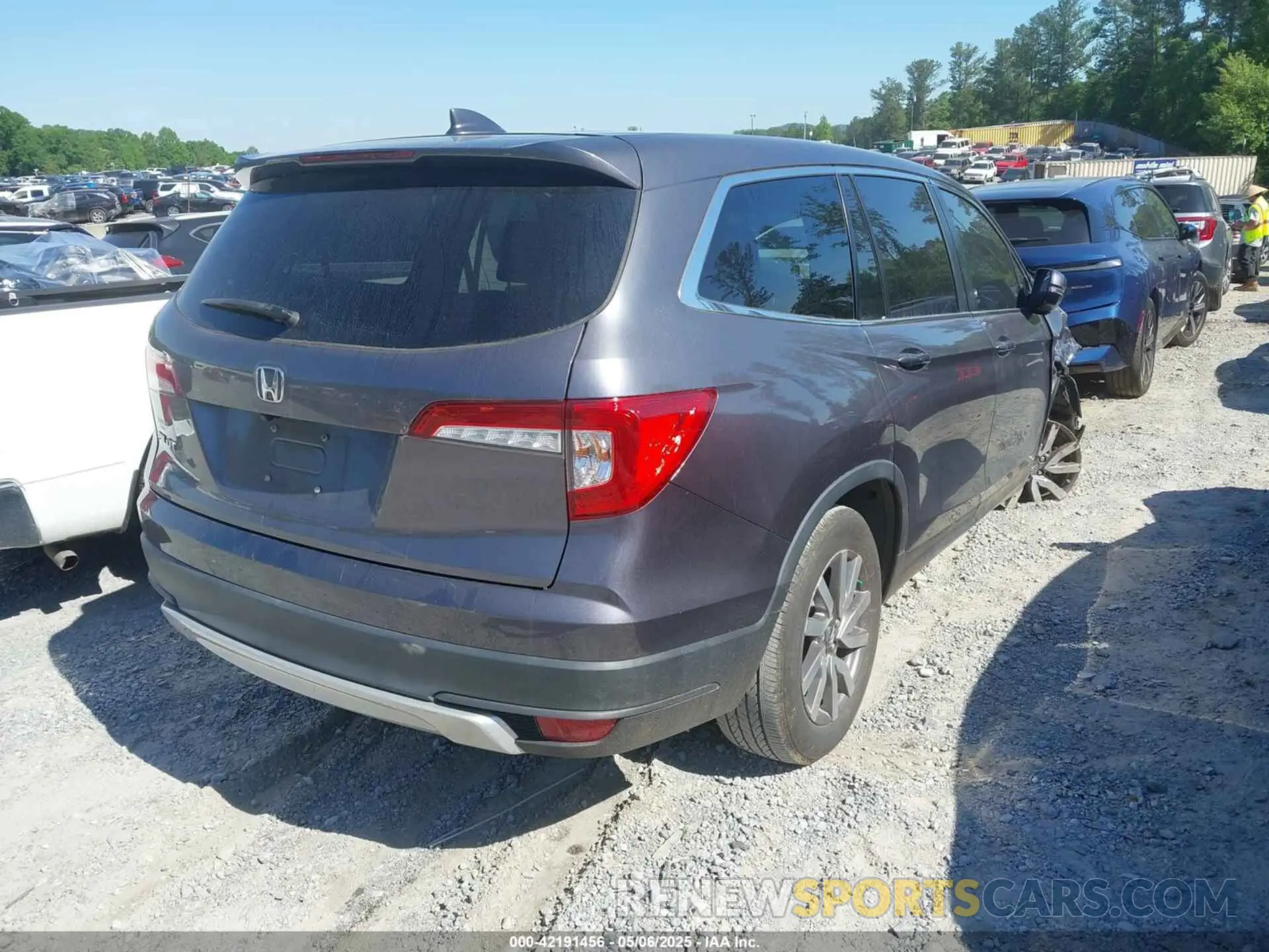 4 Фотография поврежденного автомобиля 5FNYF5H58LB006357 HONDA PILOT 2020