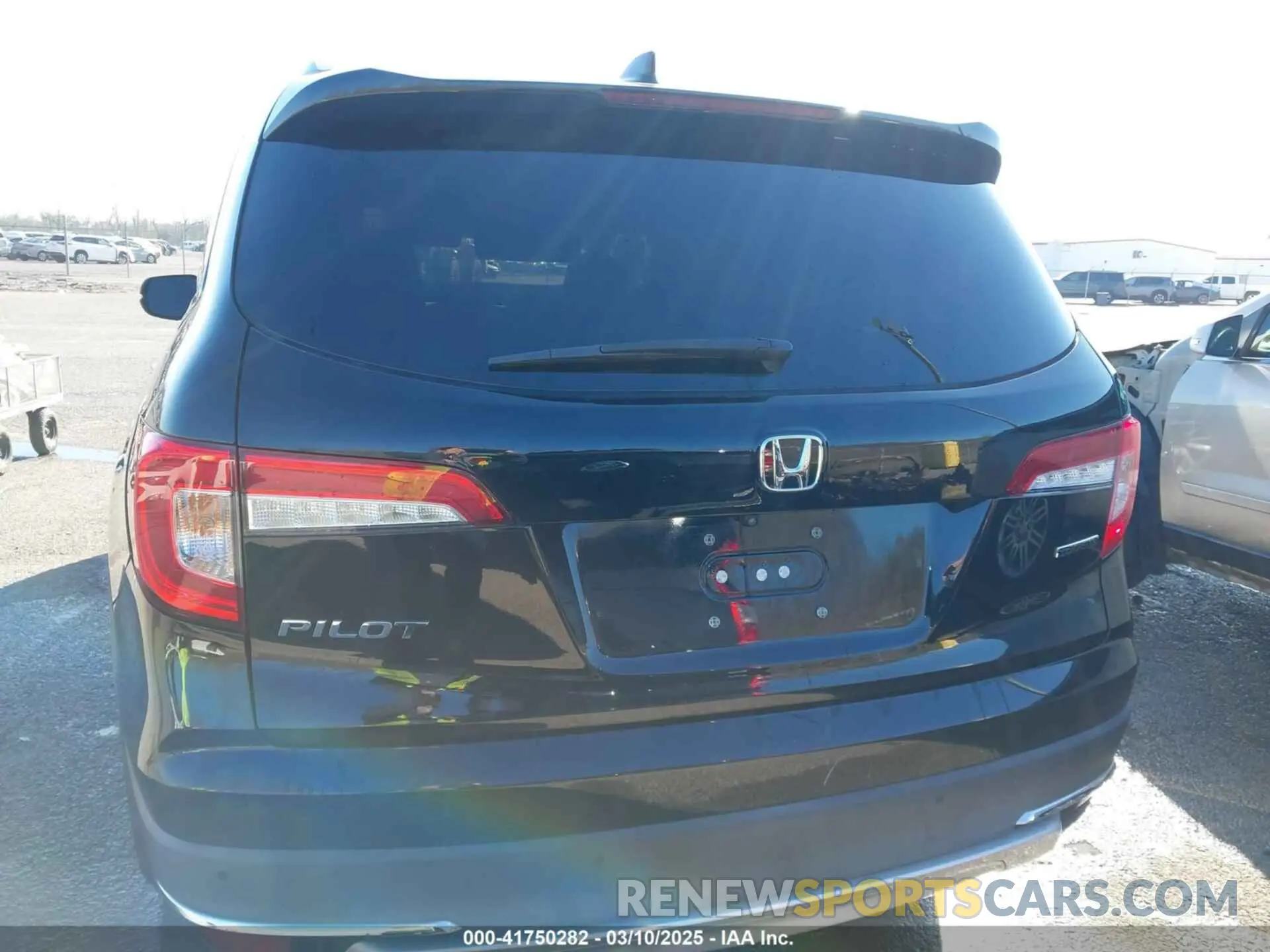 16 Фотография поврежденного автомобиля 5FNYF5H64LB006073 HONDA PILOT 2020