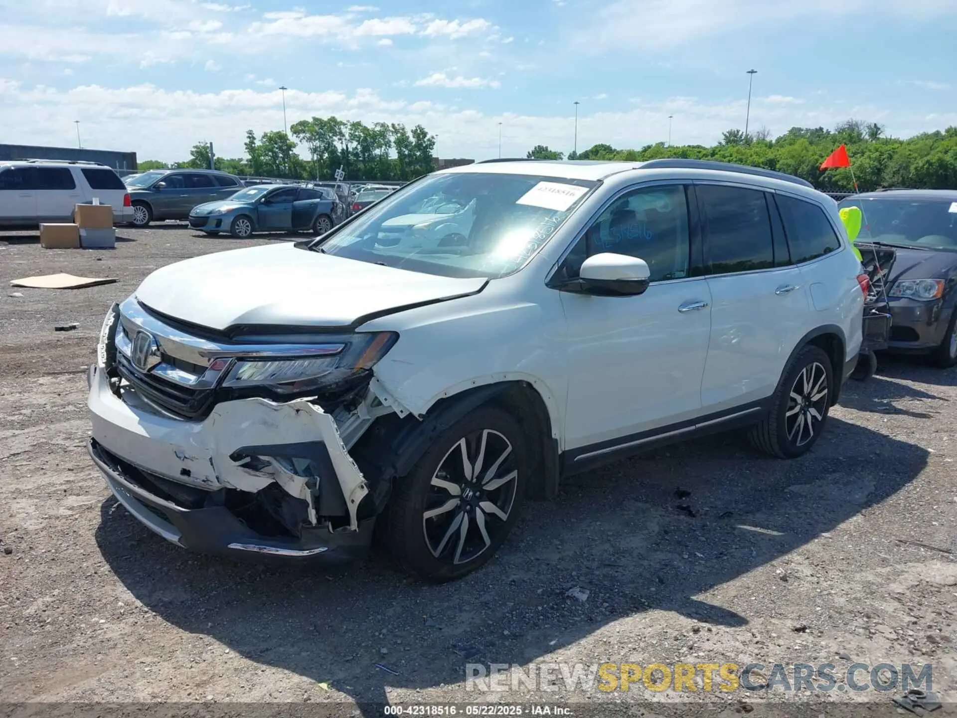 13 Фотография поврежденного автомобиля 5FNYF5H69LB000835 HONDA PILOT 2020
