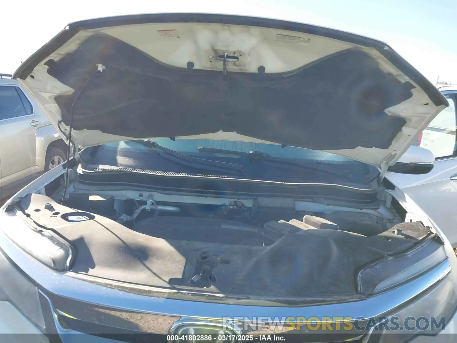 10 Photograph of a damaged car 5FNYF5H6XLB016364 HONDA PILOT 2020