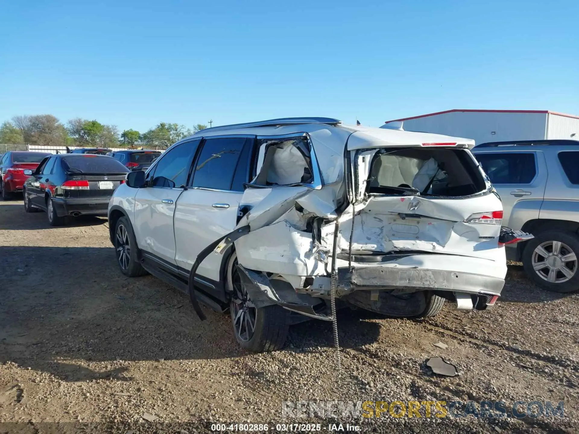 14 Photograph of a damaged car 5FNYF5H6XLB016364 HONDA PILOT 2020