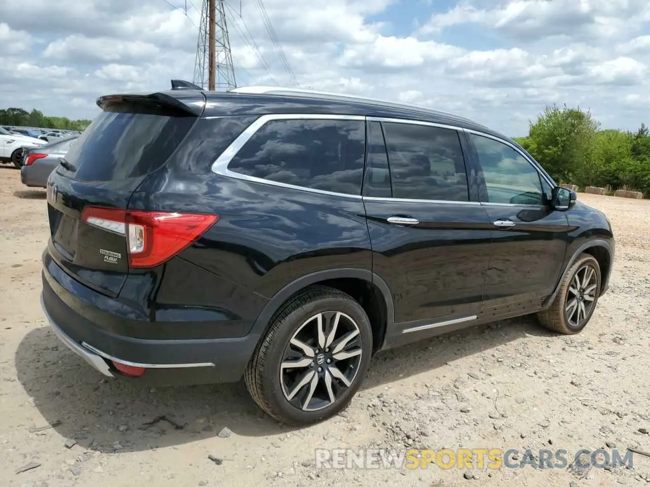 3 Photograph of a damaged car 5FNYF5H92LB025277 HONDA PILOT 2020